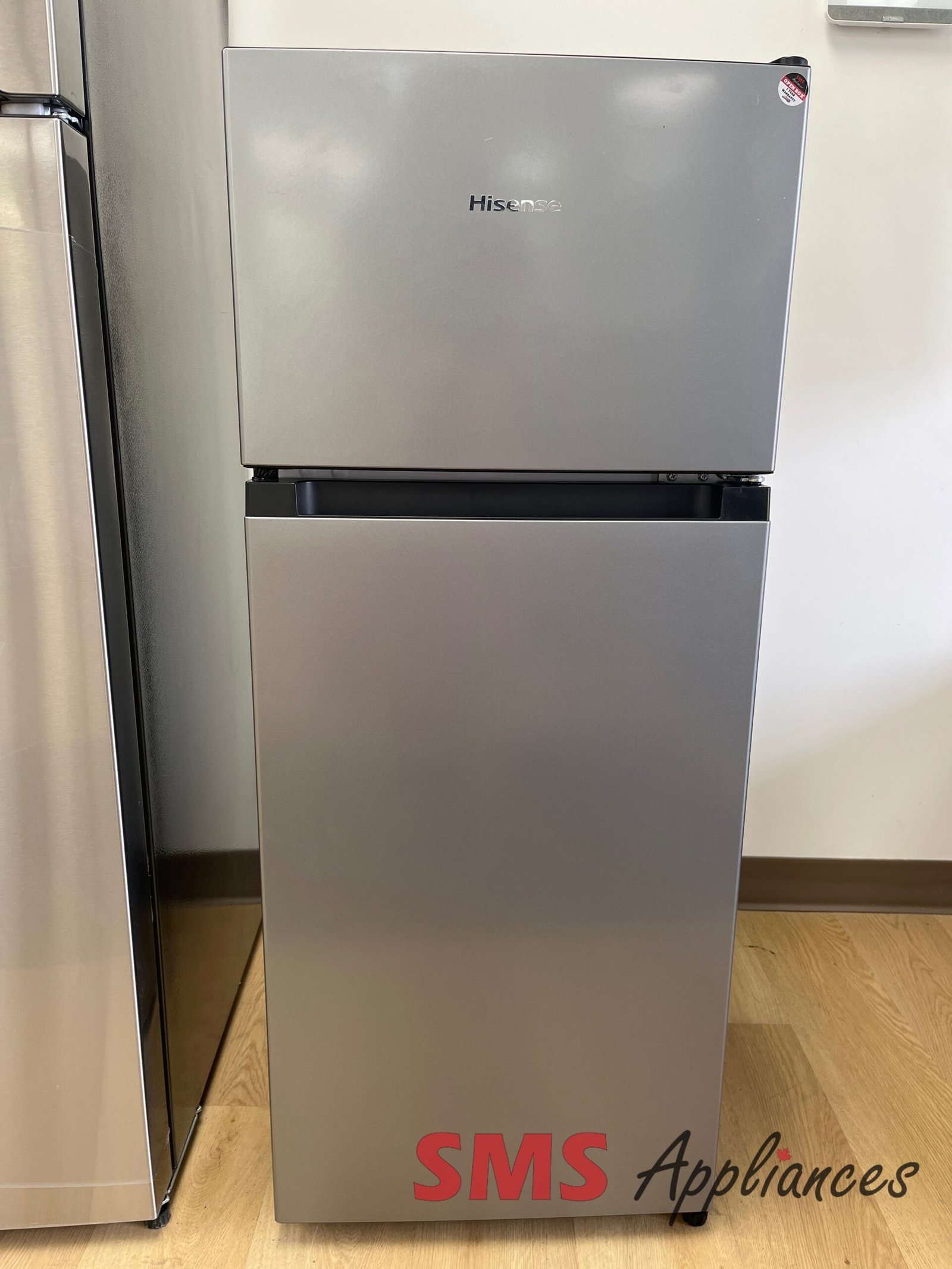 Open Box Fridges HRT044VE Hisense - Image 1