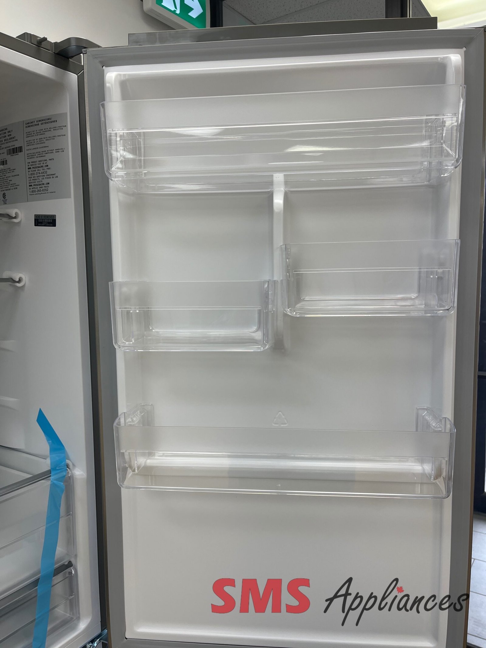 Open-Box-Fridges-FRBG1225AV-4-2-scaled-1.jpg Open Box Fridges FRBG1225AV Frigidaire - Image 4