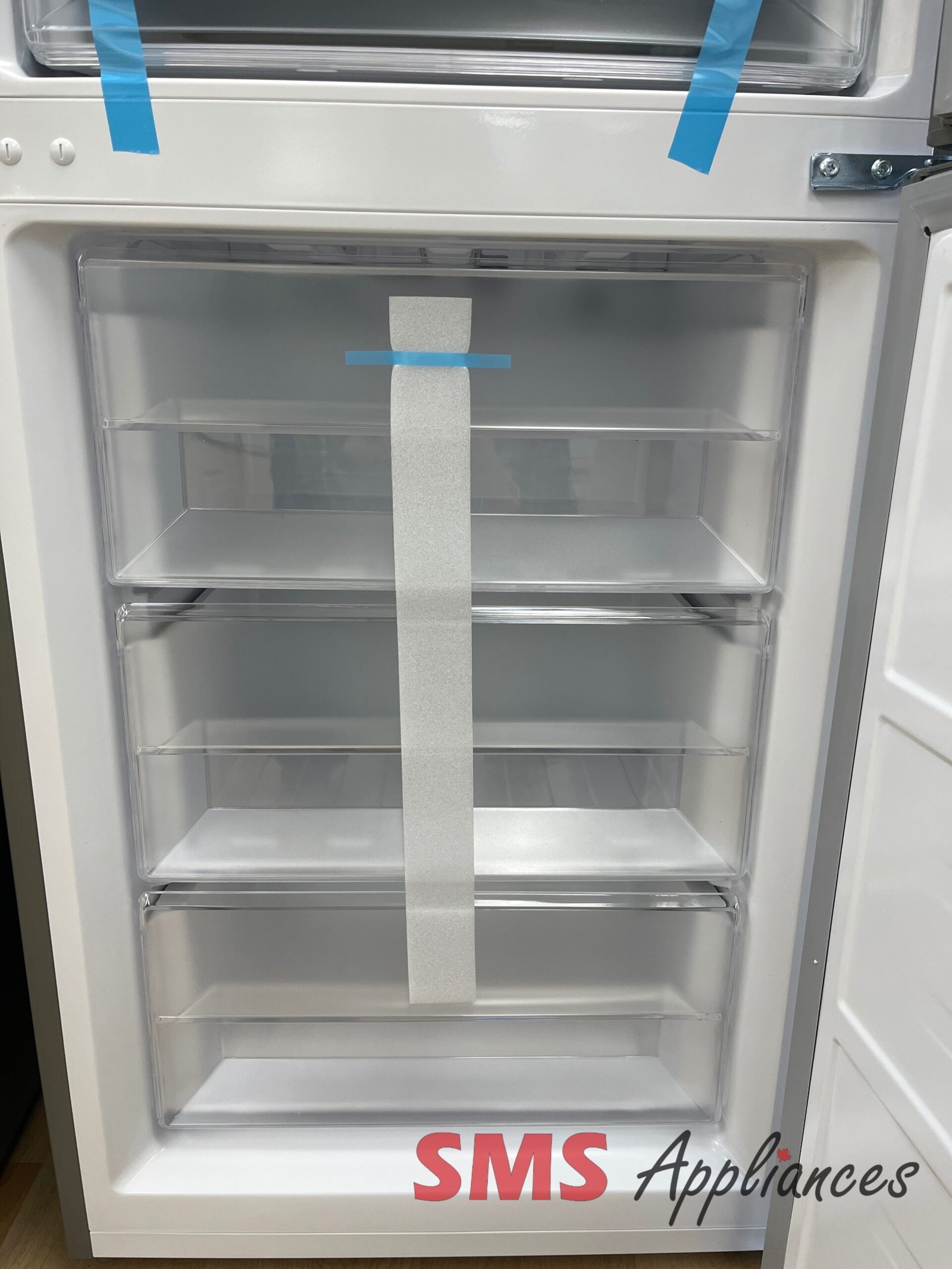 Open-Box-Fridges-FRBG1225AV-5-1-scaled-1.jpg Open Box Fridges FRBG1225AV Frigidaire - Image 5